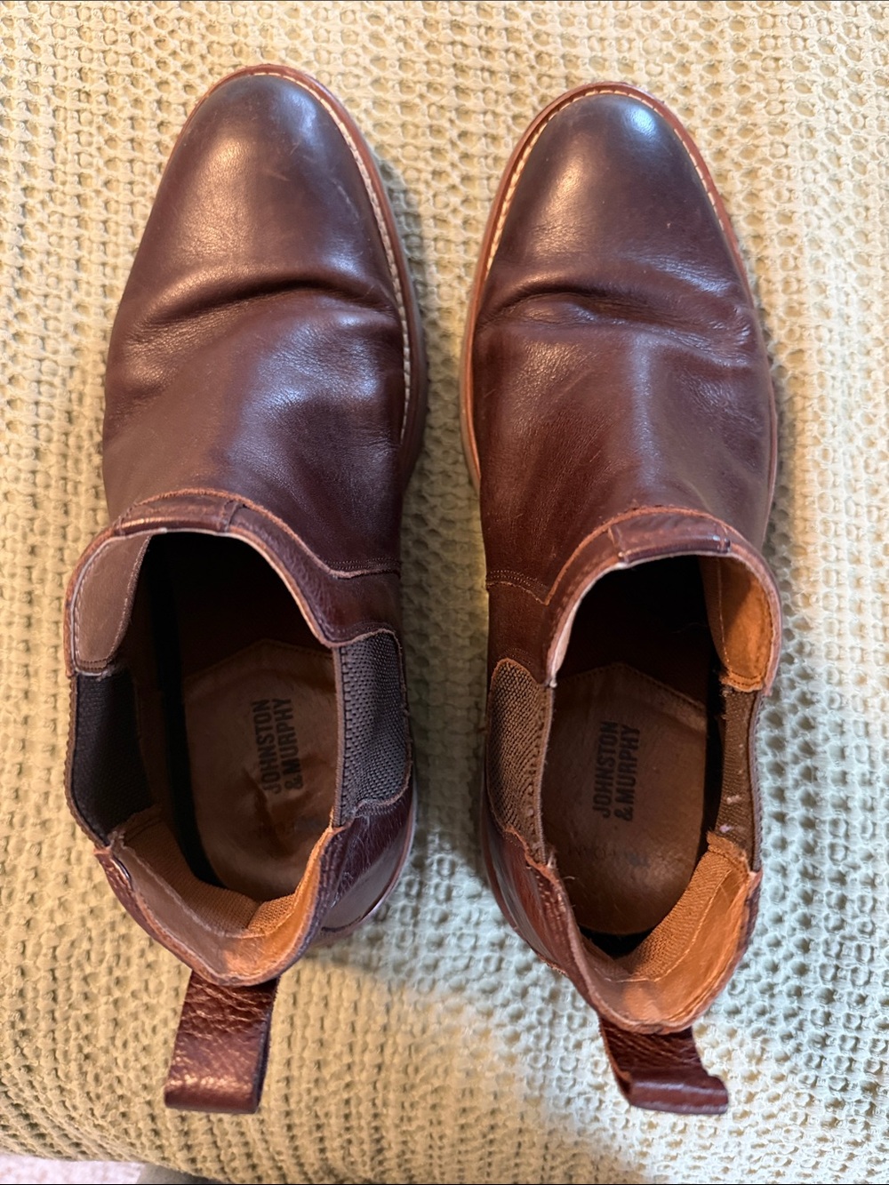 Johnston & Murphy 59-4983 Men’s 11.5M brown leather Chelsea Boots Dress Casual